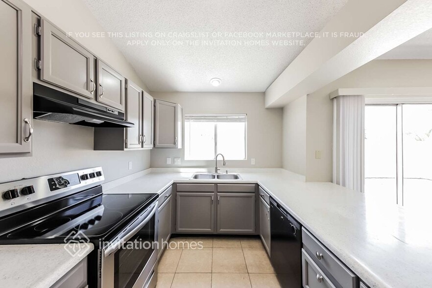 Building Photo - 4601 W Morrow Dr