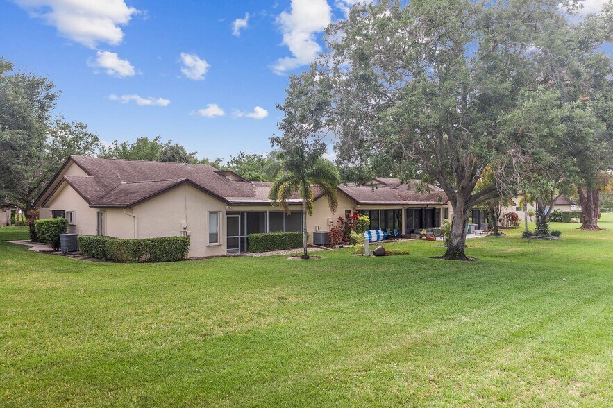 Building Photo - 160 Ramblewood Cir