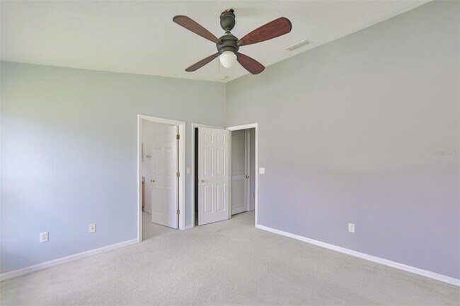 Building Photo - 9815 Carlsdale Dr