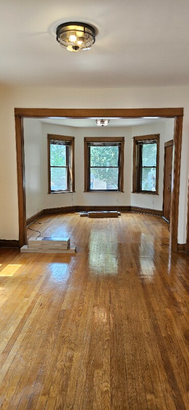 Primary Photo - 4327 N Bell Ave