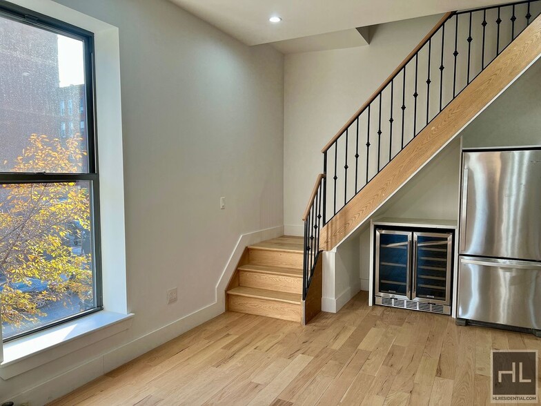 Building Photo - BEDFORD AVENUE