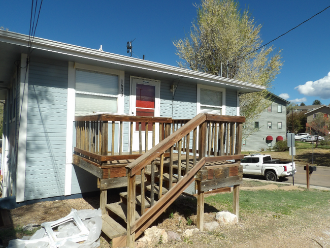 Building Photo - 1633 Manitou Blvd