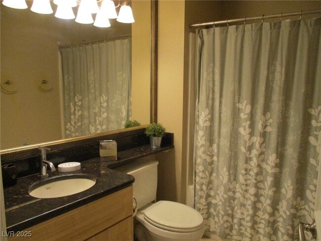 Building Photo - 270 E Flamingo Rd