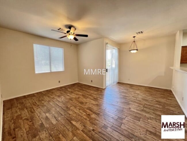 Building Photo - Very nice 2 bedroom condo in Mesa in a gat...