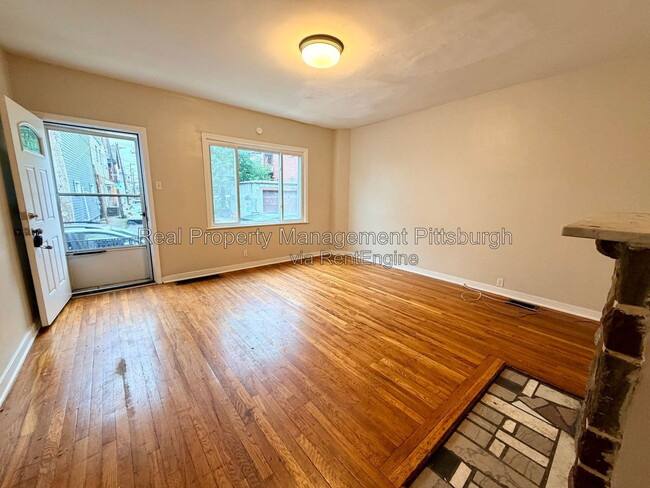 Building Photo - 207 Edmond St