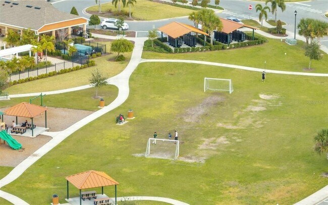 Building Photo - 417 Noble Ave