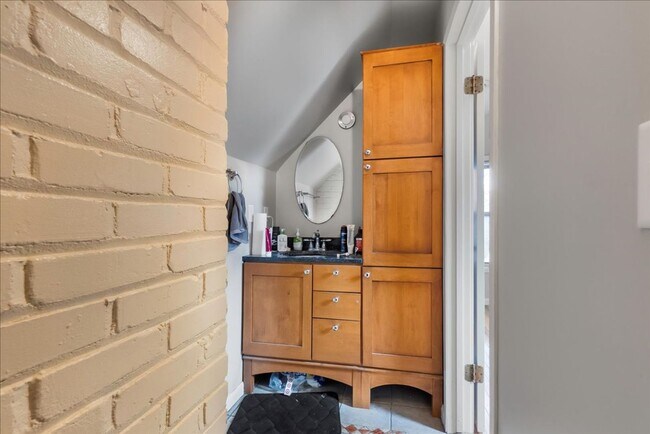 Building Photo - 1997-1999 Ashland Ave