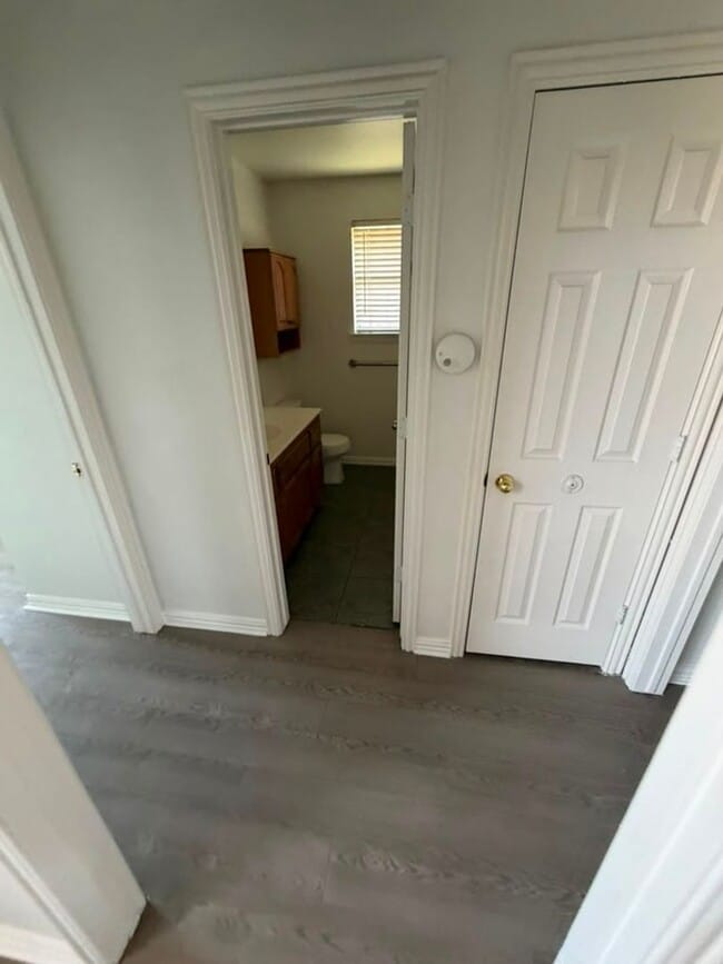 Building Photo - 1001 Brookhaven Dr