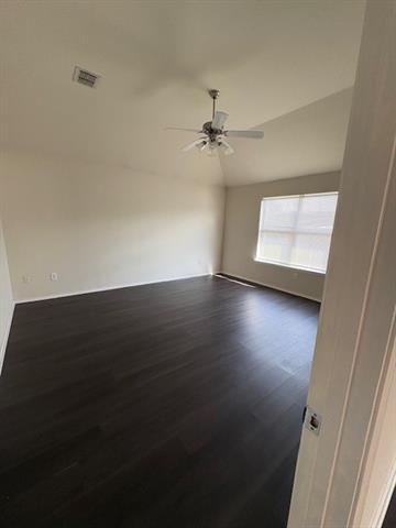Building Photo - 400 Angler Dr