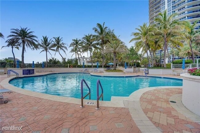 Building Photo - 3 br, 3.5 bath Condo - 3100 N Ocean Blvd A...