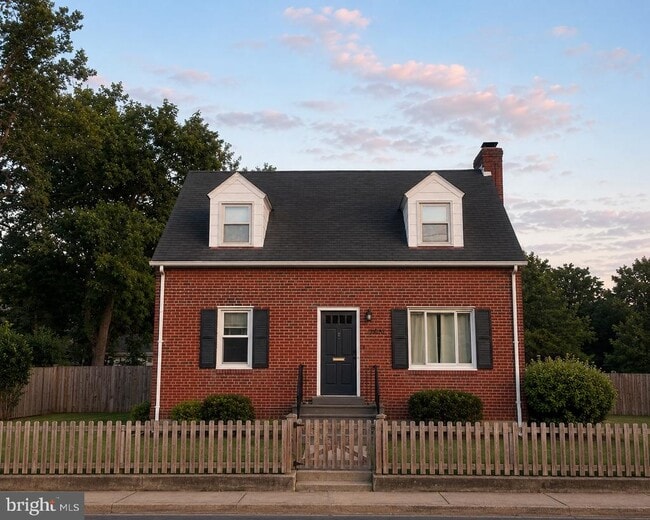 Building Photo - 2414 Key Blvd