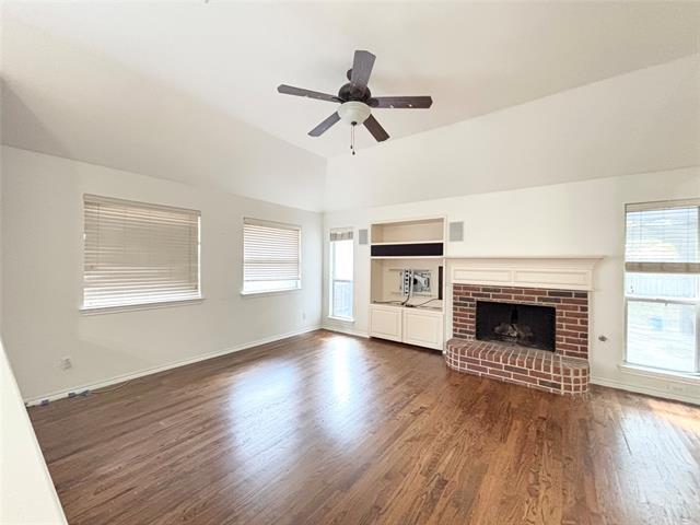 Building Photo - 2401 Summerside Ln