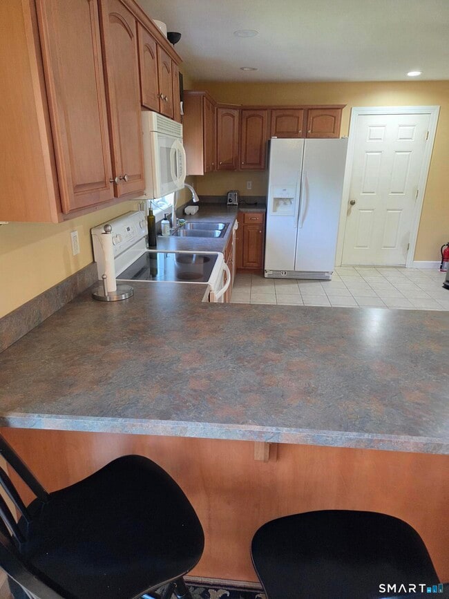 Building Photo - 216 Wells Rd