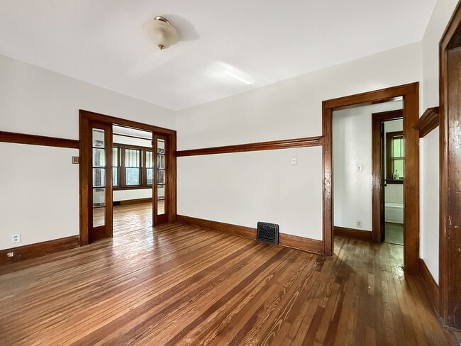 Building Photo - 1506 70th St