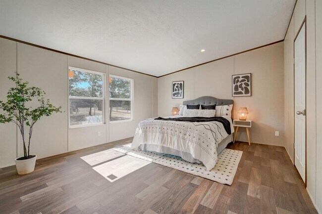 Building Photo - 146 Shadow Oak Dr
