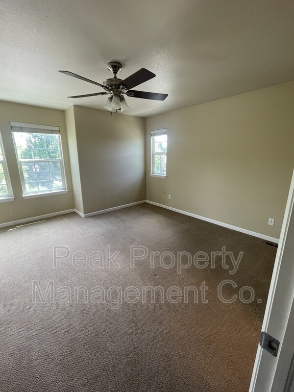 Building Photo - 1603 Robertson St
