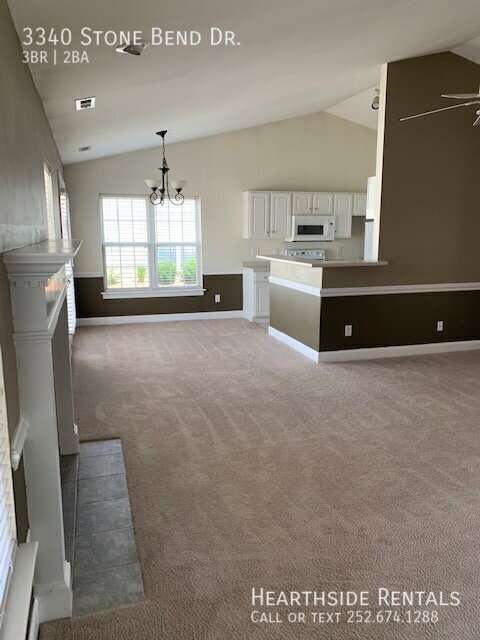 Building Photo - 3340 Stone Bend Dr