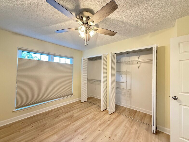 Building Photo - 49 Joyner Ct