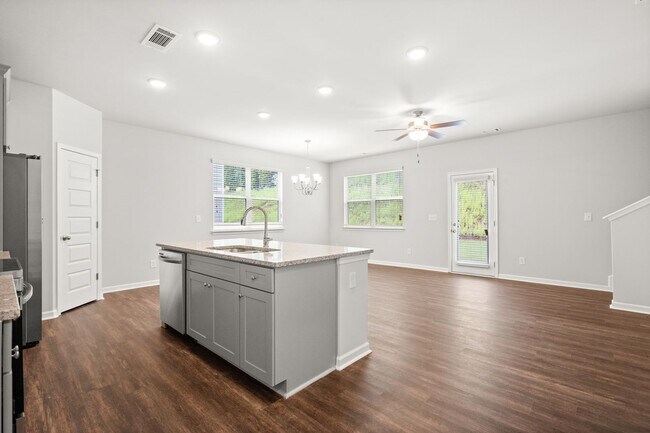 Building Photo - 2331 Birch Mountain Run