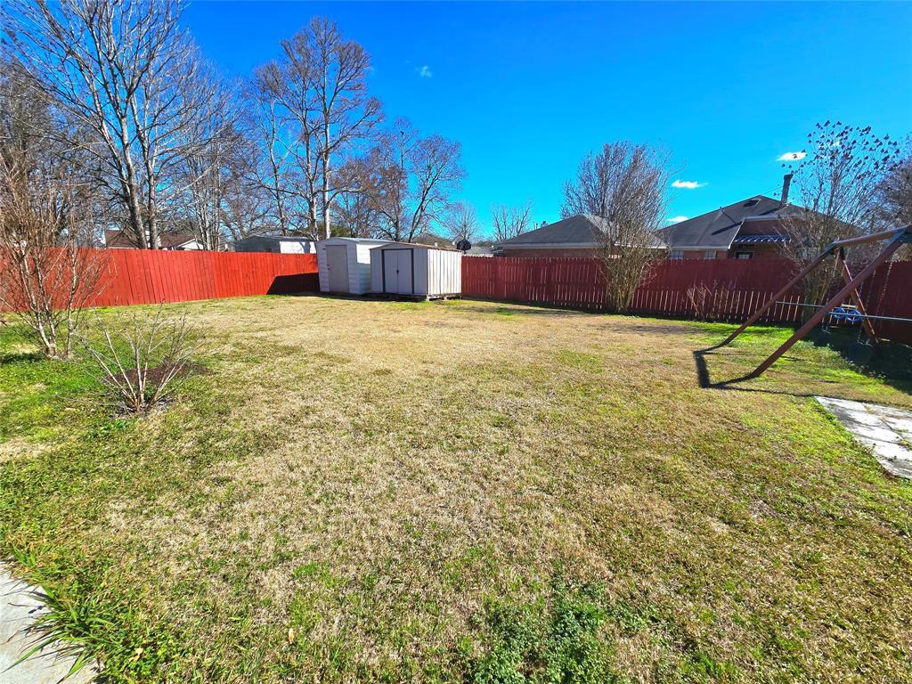 Building Photo - 5825 Portsmouth Dr