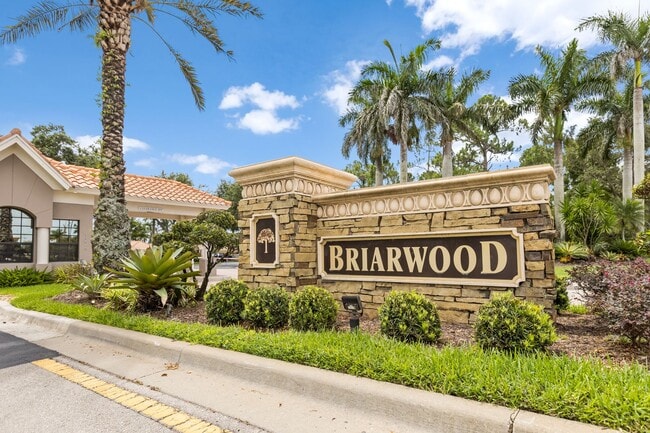 Building Photo - ** BRIARWOOD ** 3 BED / 2 BATH - POOL HOME - TURNKEY FURNISHED - SEASONAL OR SHORT TERM