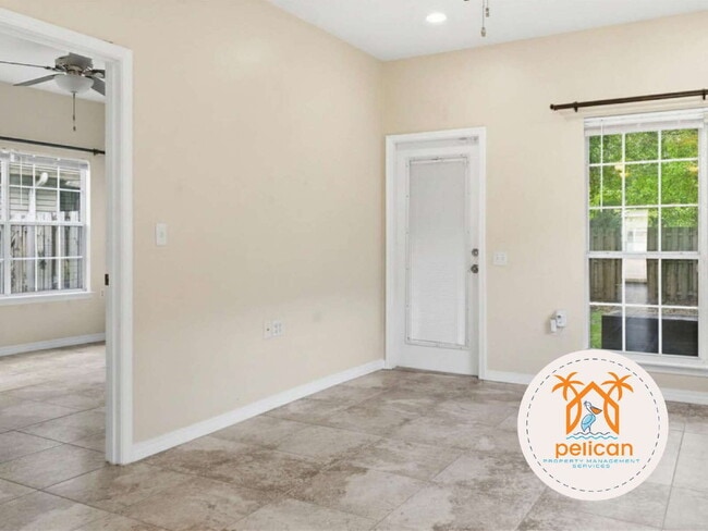 Building Photo - "Charming 3-Bed, 3-Bath Gem on Sweetbriar Street - Spacious 1320 Sq Ft in Cantonment, FL!"