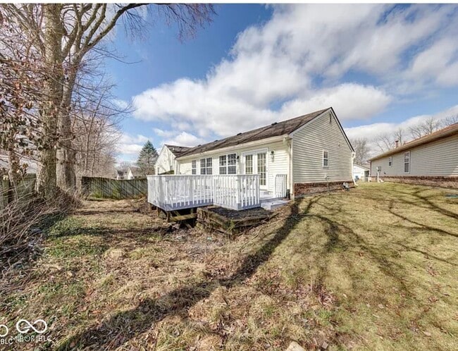 Building Photo - 7621 Orchard Village Dr