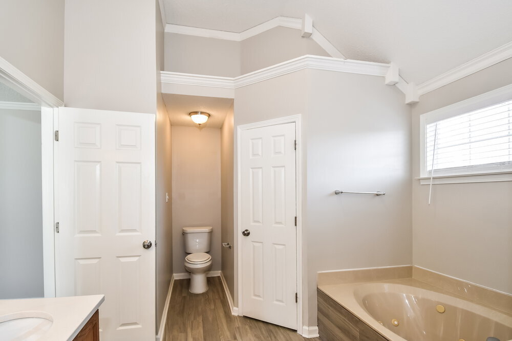 Building Photo - 752 N Ericson Rd