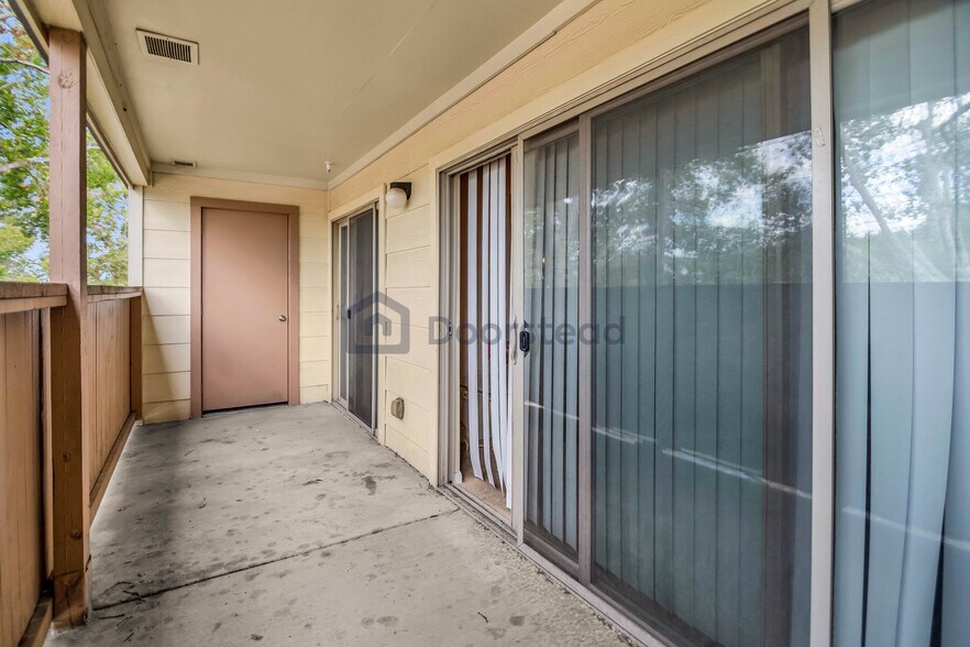Building Photo - 8415 Hearth Dr