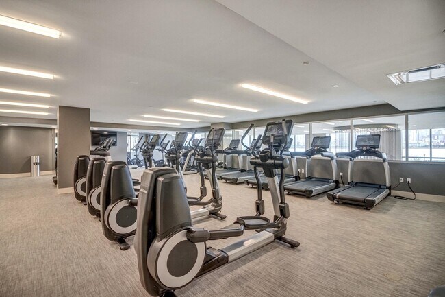 Building Photo - 9 Ave At Port Imperial