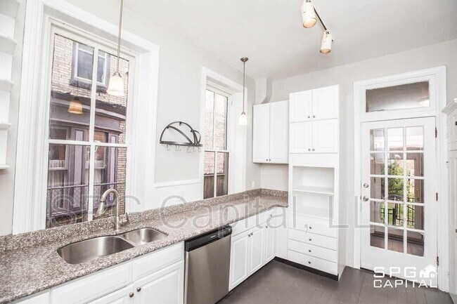 Building Photo - 1701 N 2nd St