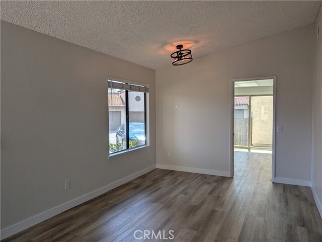 Building Photo - 9764 Louise Way