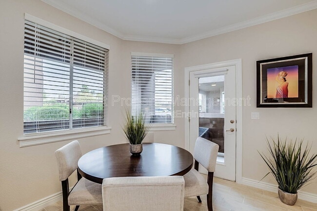 Building Photo - 7009 E Acoma Dr