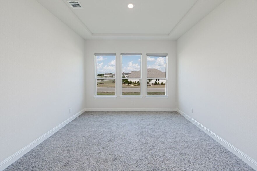 Building Photo - 301 Northcrest Dr