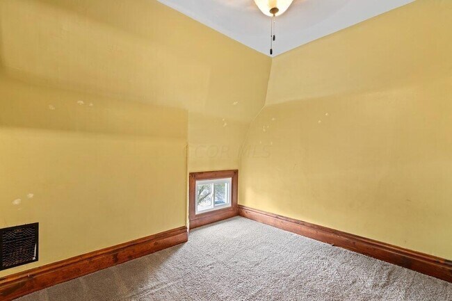 Building Photo - 2027 N 4th St