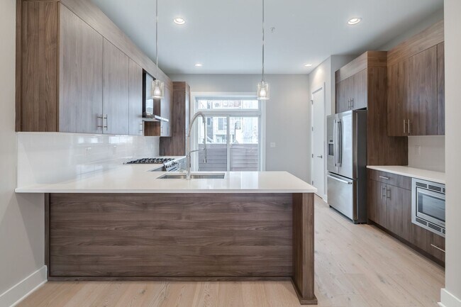 Building Photo - Northern Liberties Townhome