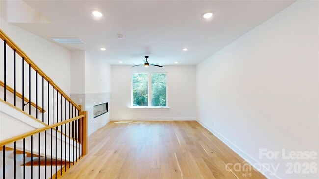 Building Photo - 156 Mattoon St