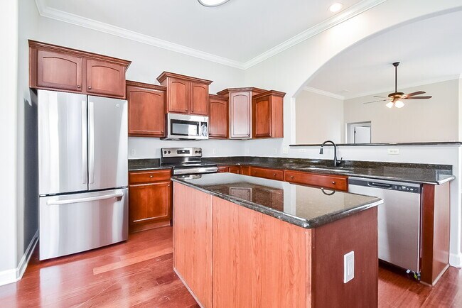 Building Photo - 7393 Brentridge Dr