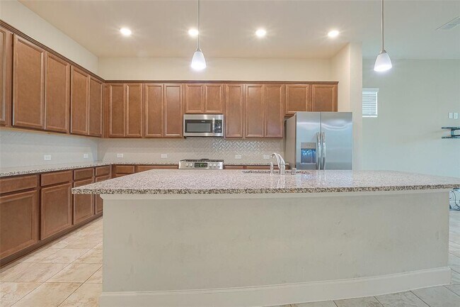 Building Photo - 402 Jolly Ginger Dr