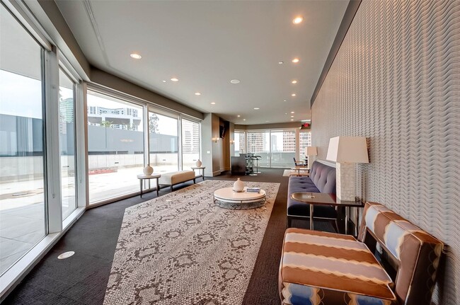 Building Photo - 1600 Post Oak Blvd