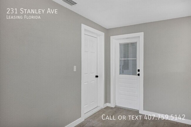 Building Photo - 231 Stanley Ave