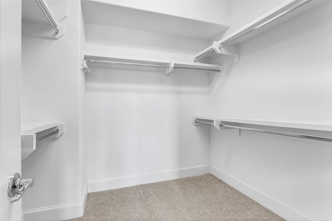 Building Photo - 4128 Willowbend Blvd