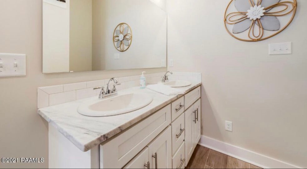 Building Photo - 118 Gadwall Dr