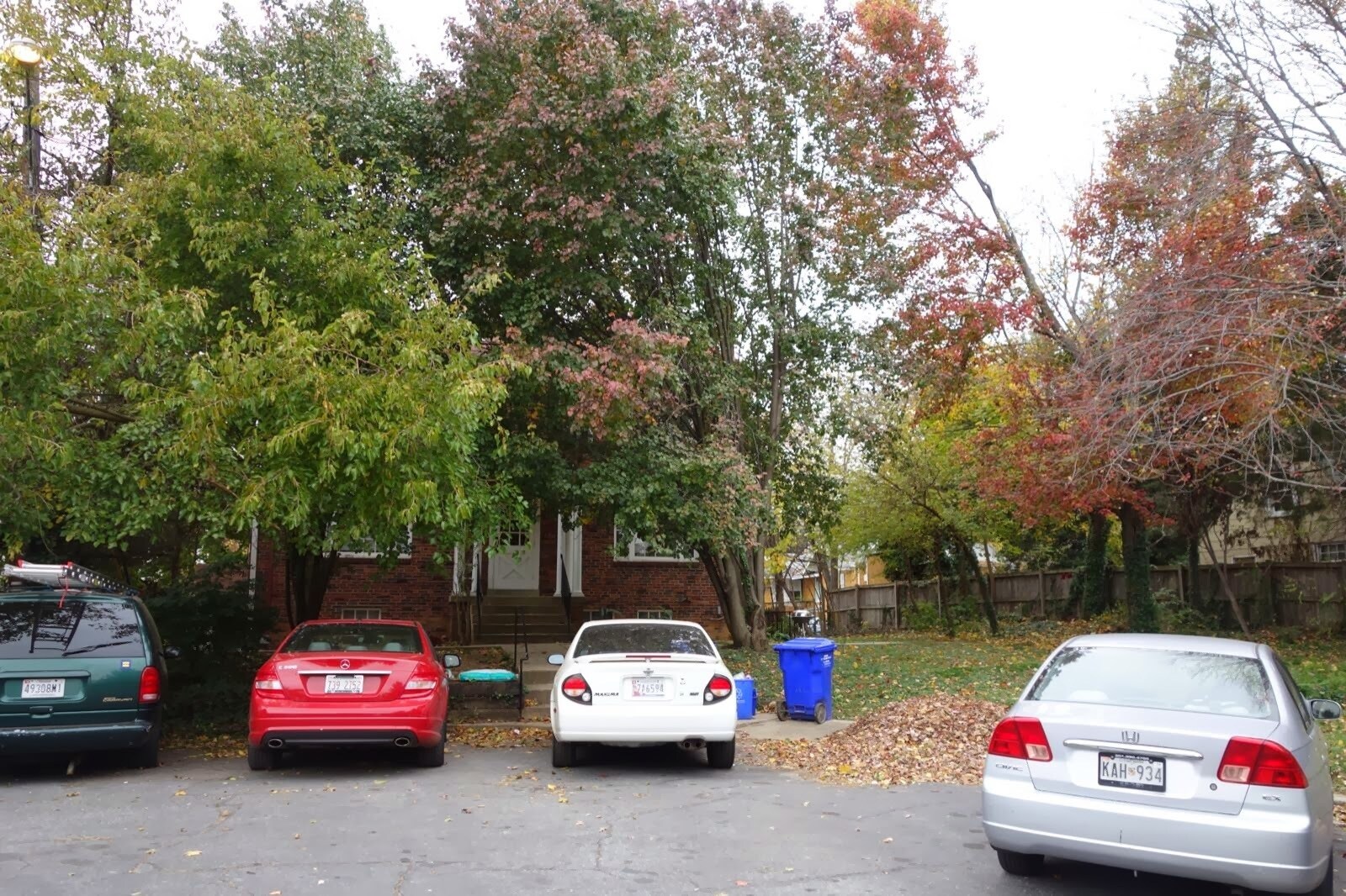 Building Photo - 816 Greenwood Cir