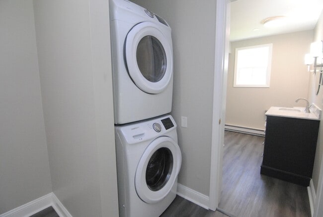 Building Photo - 46 Cherrywood Dr