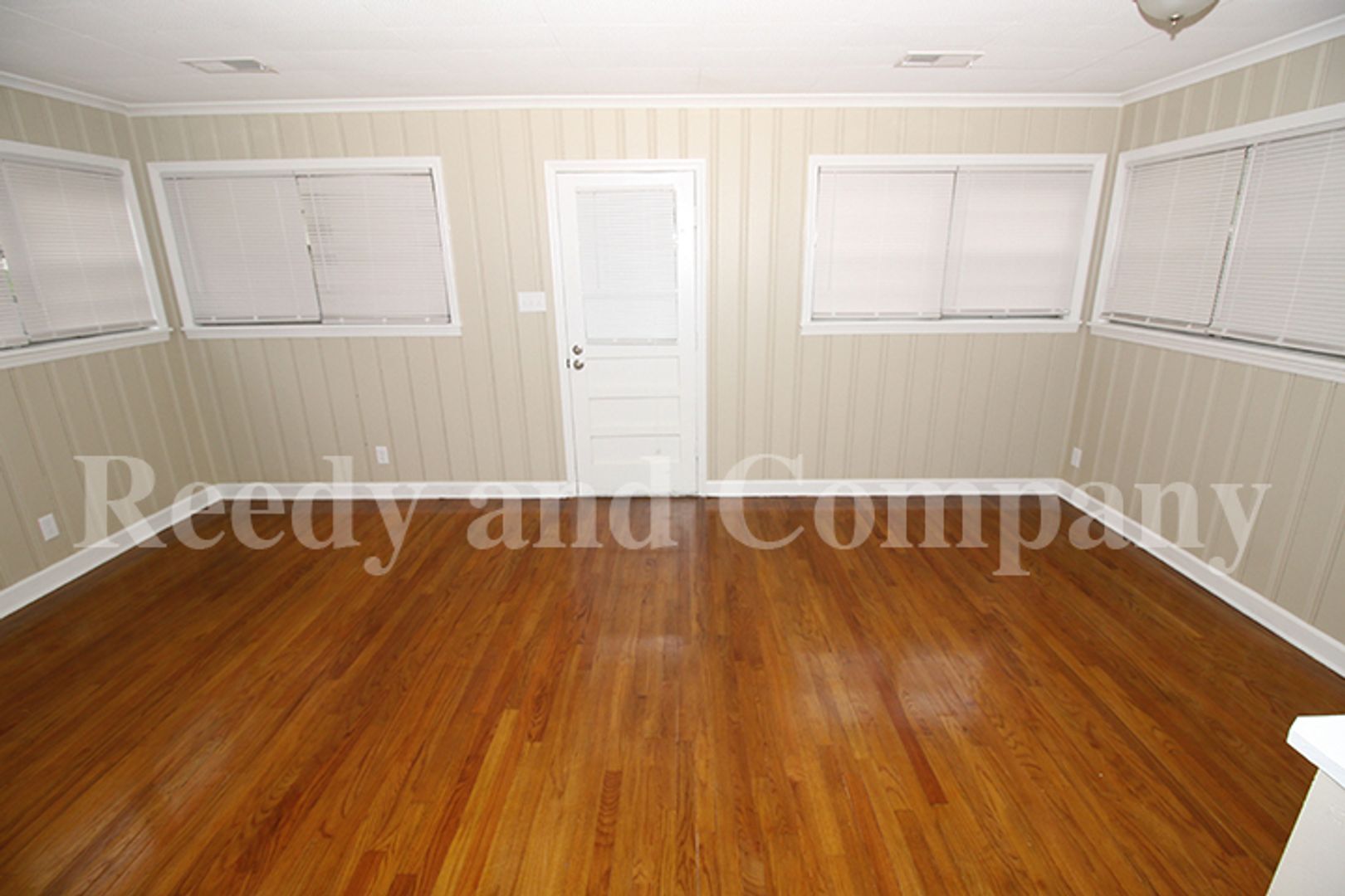 Building Photo - 1446 Russwood Rd