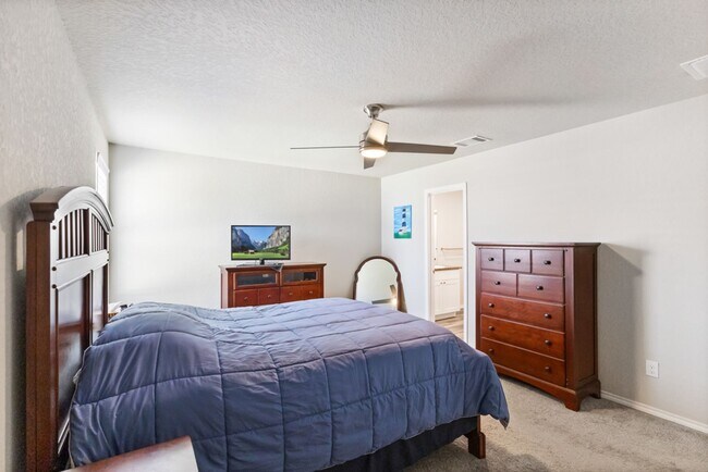 Building Photo - 13726 Locklear Way