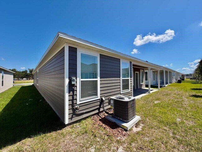 Building Photo - 5111 Natalia Dr
