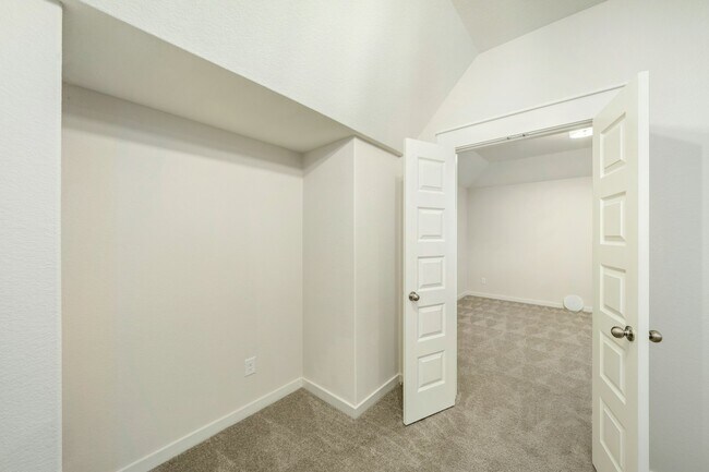 Building Photo - 7511 Coral Ter Dr