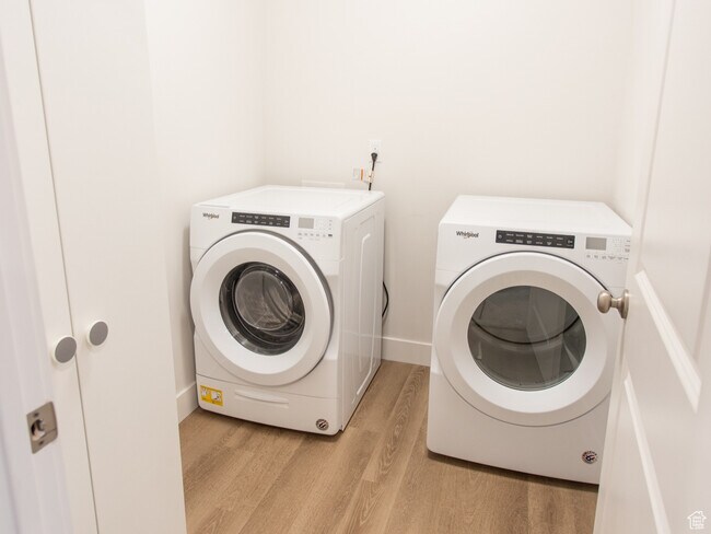 Building Photo - 413 S 1540 E